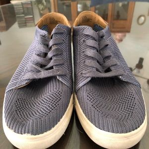 Lucky Brand Sneakers